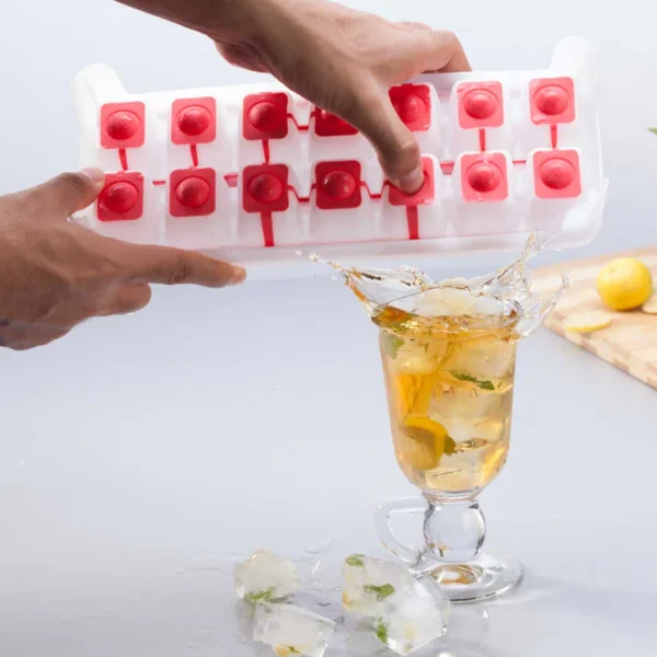 Signoraware Ice Tray with Silicon | Ice Cube Trays , Easy-Release TPE & Flexible 14-Ice Cube Trays with Spill-Resistant Removable Lid, for Cocktail, Freezer, Stackable Ice Trays with Covers - Image 3