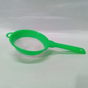 PLASTIC TEA AND COFFEE STRAINER