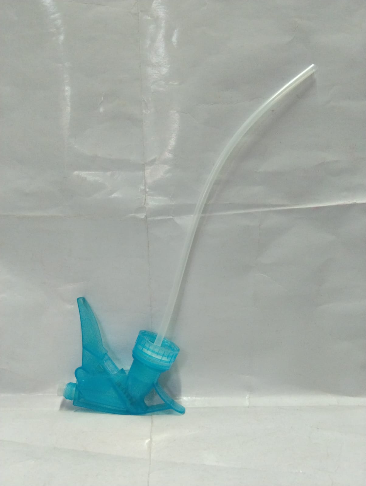 Plastic Spray Bottle - Image 2