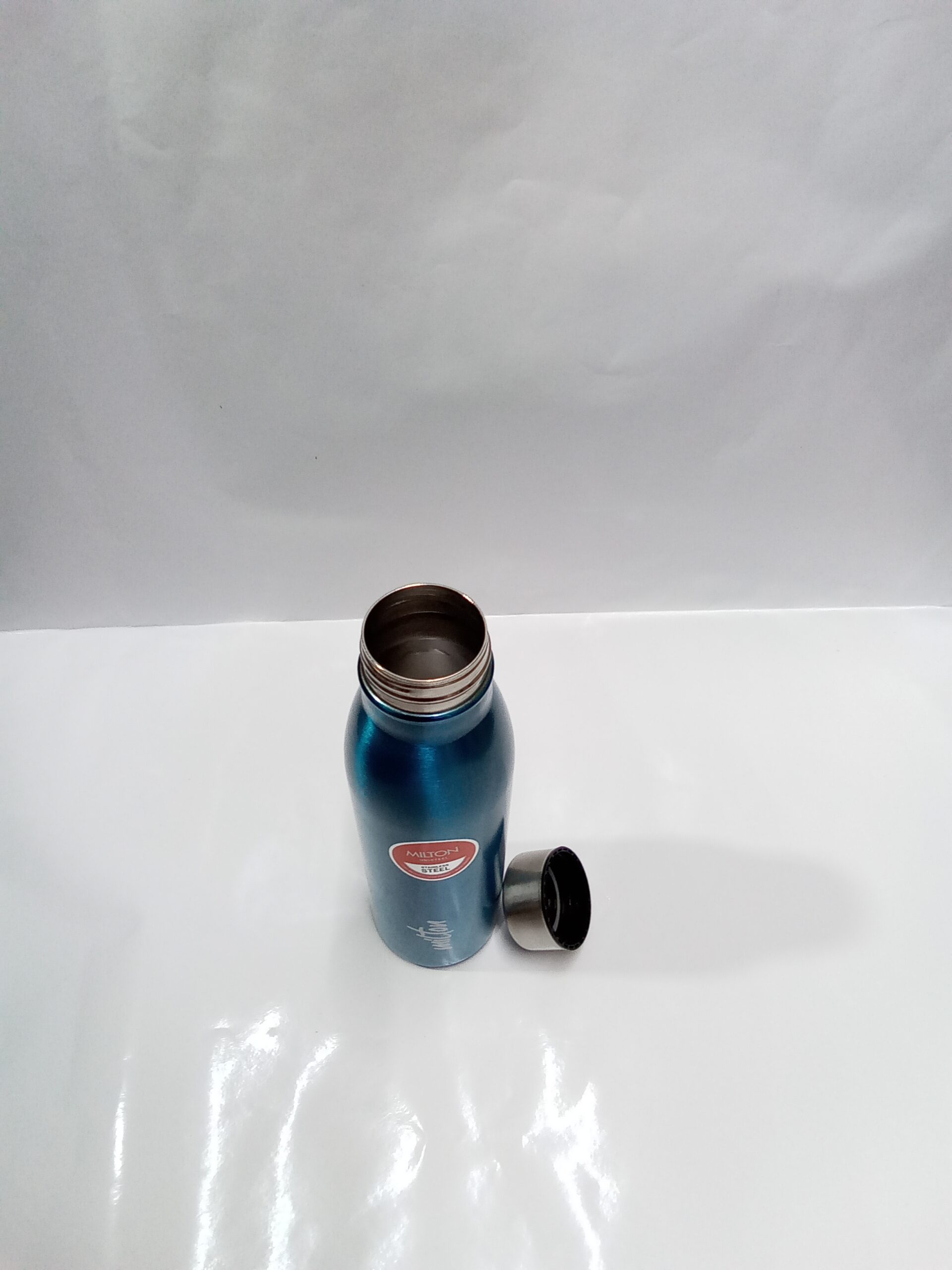 MILTON-STAINLESS STEEL WATER BOTTLE(730ML) - Image 2
