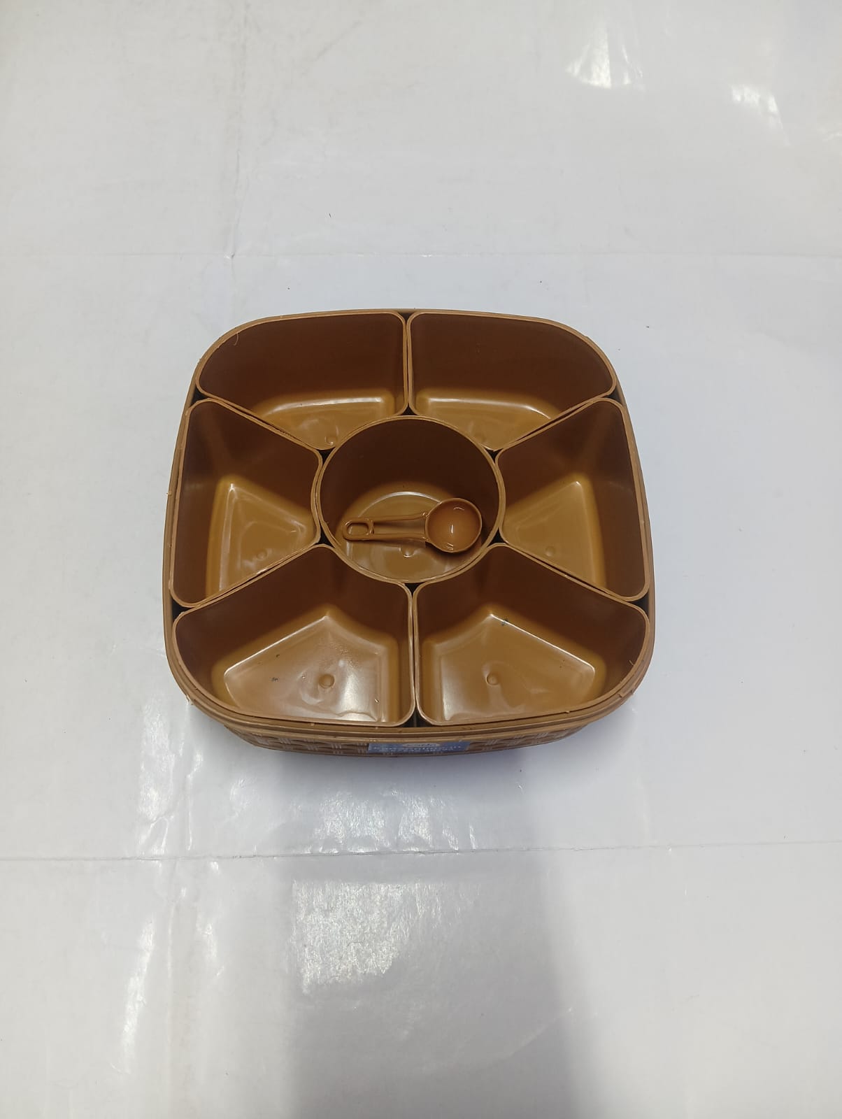Premium 7-Compartment Woven Textured Plastic Spice Box (Masala Dabba) with Airtight Lid - Image 3
