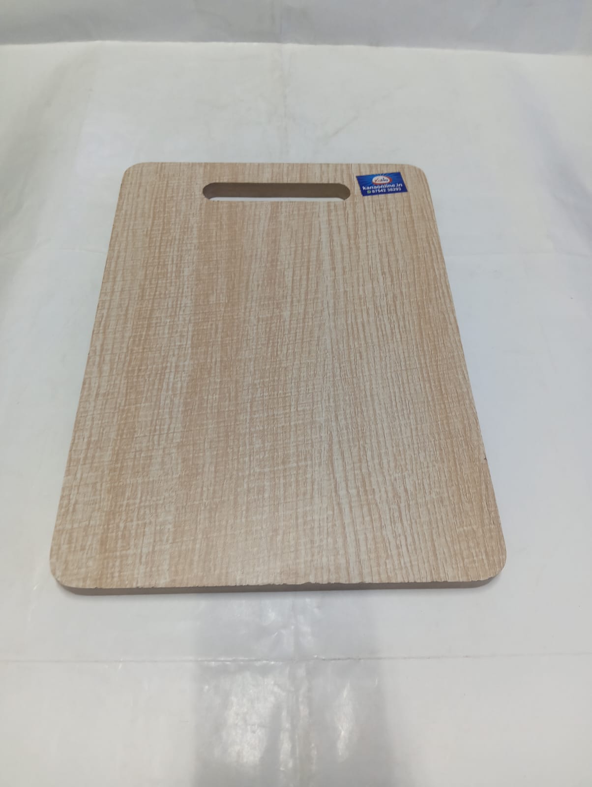 Wooden Chooping Board , Cutting Board with Natural Wood Texture & Easy-Grip Handle - Image 2