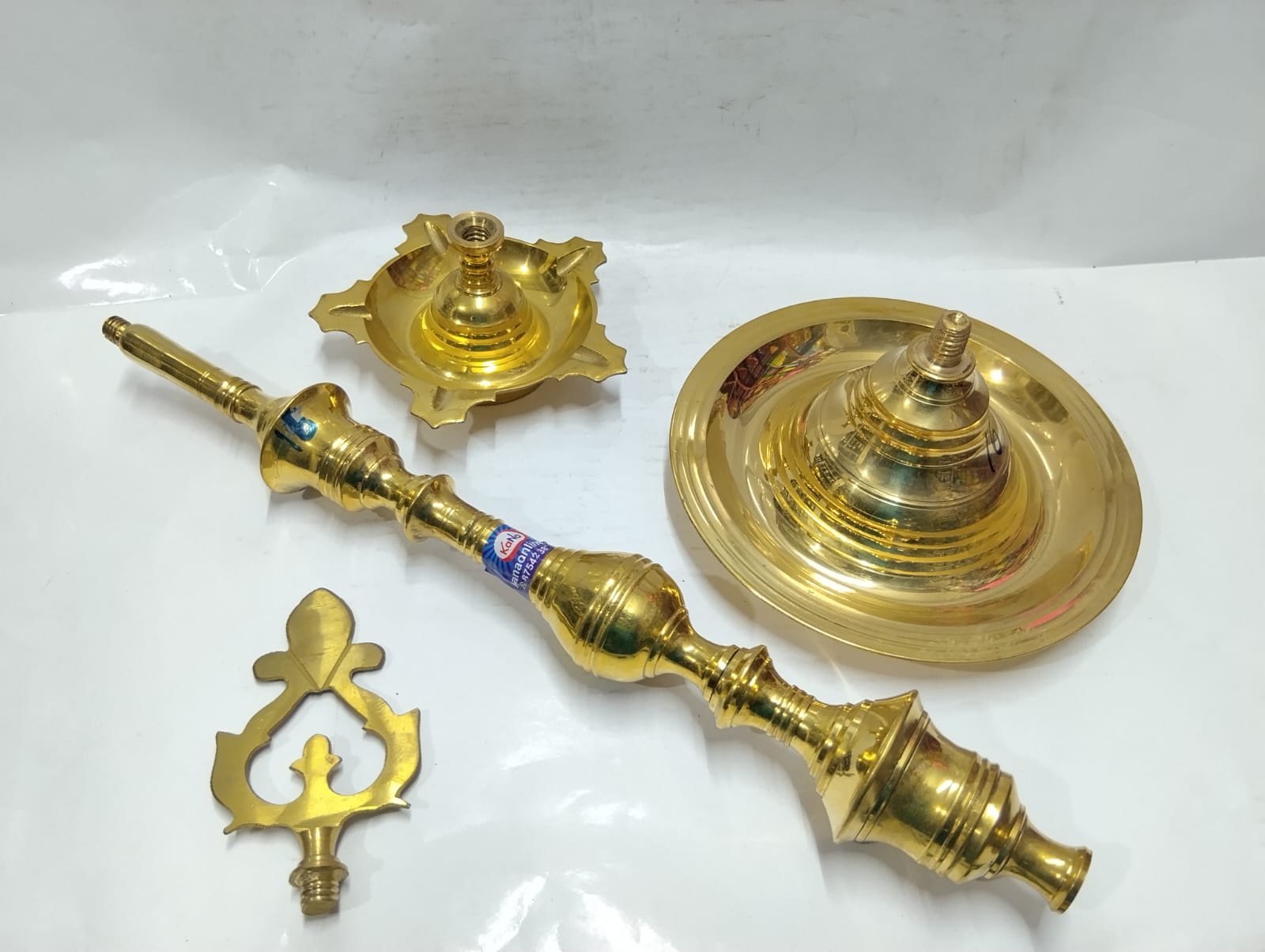 Premium Traditional Brass Festival Kuthu velakku - Image 7