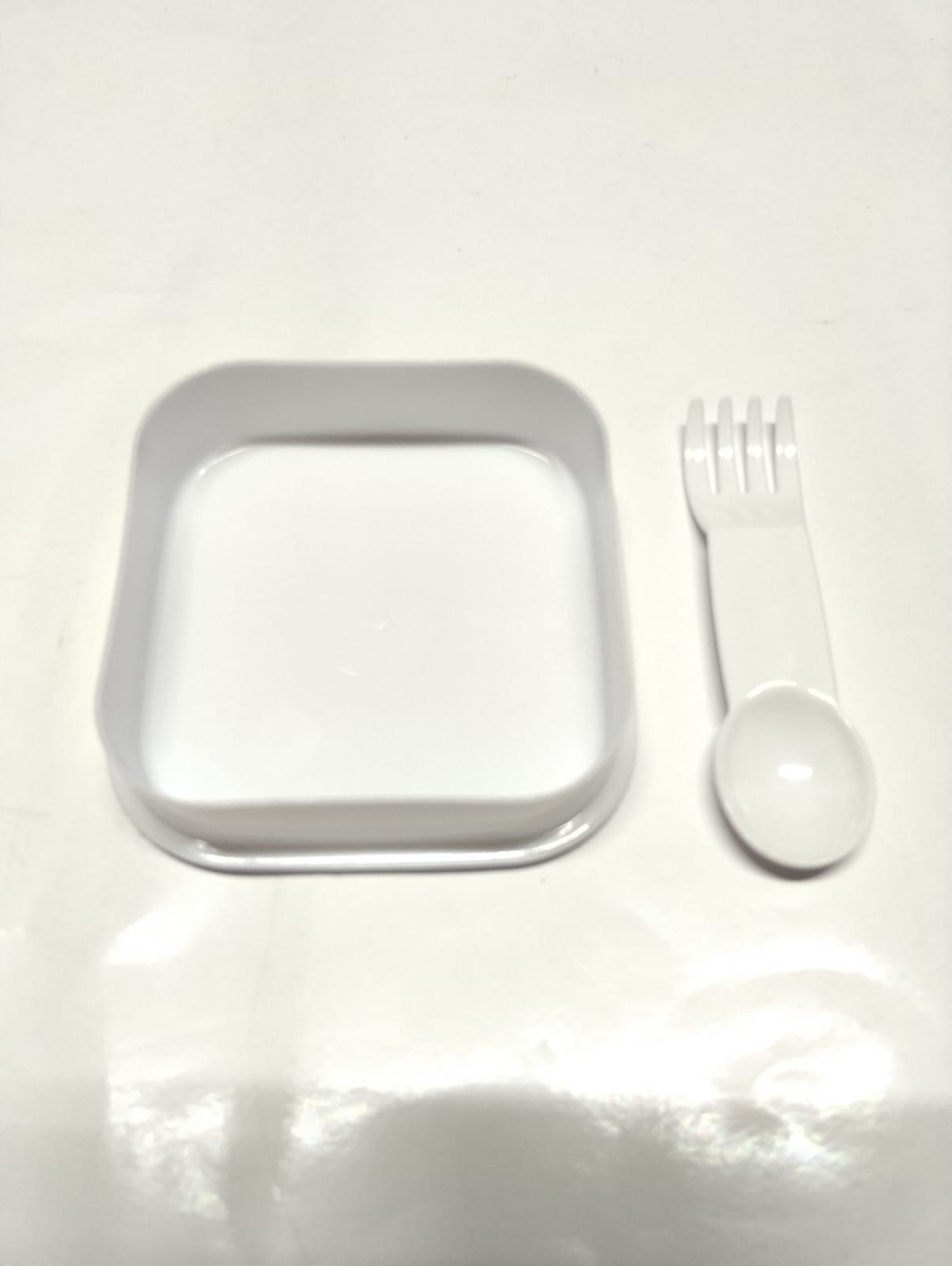 Colorful Plastic Snacks Box - Image 3