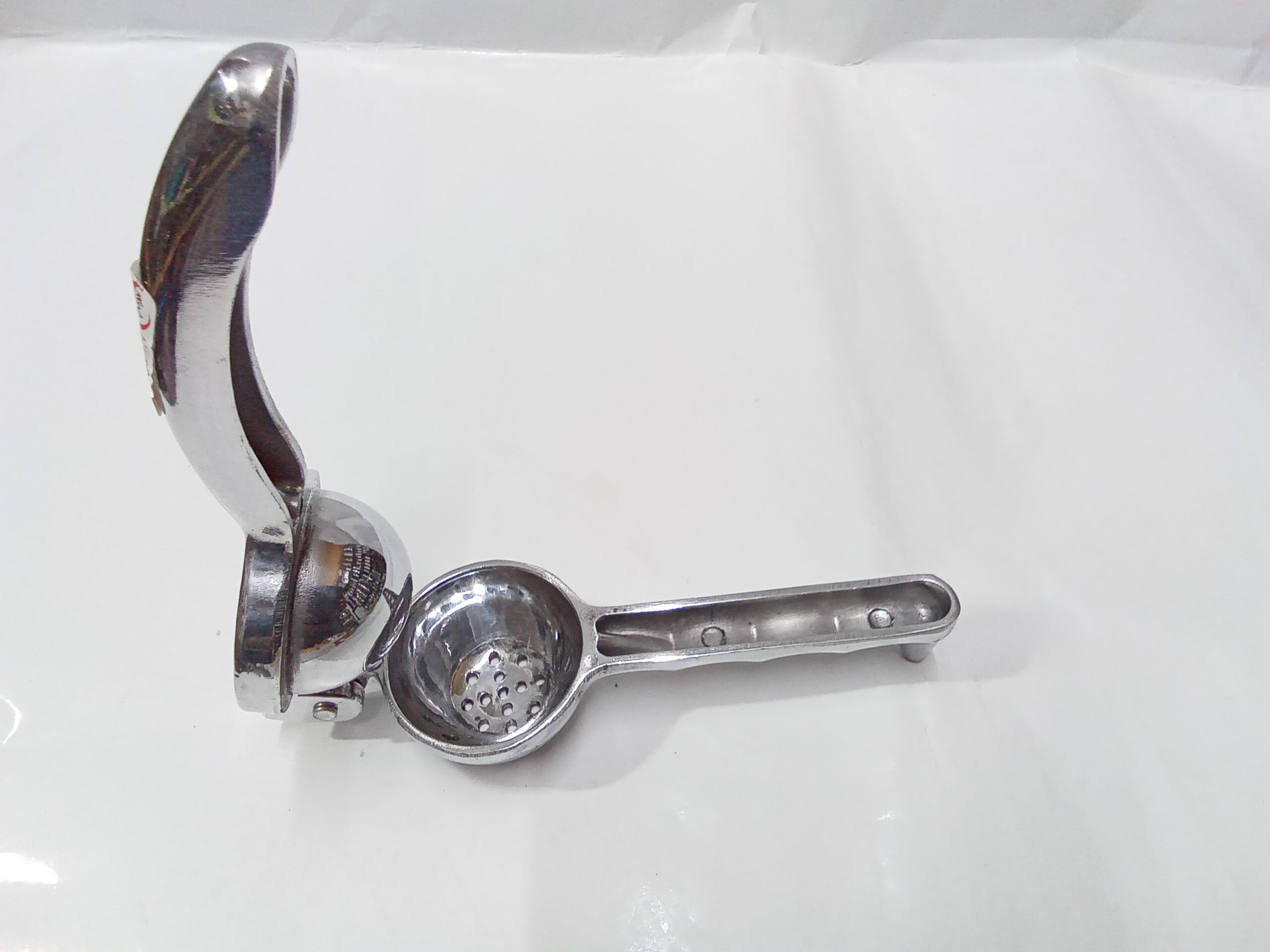 SUPER MOM-ALUMINIUM LEMON SQUEEZER - Image 2
